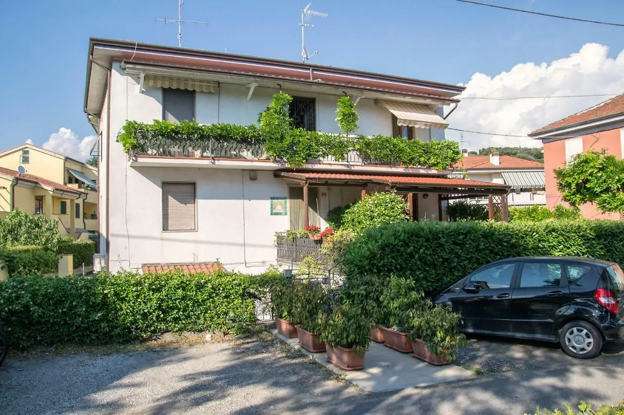 Il Viale Apartment Sarzana
